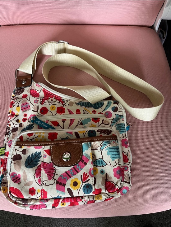 Lily Bloom Handbags - Vintage Lily Bloom Floral Canvas Crossbody in Cream, Pink, Blue and Yellow.